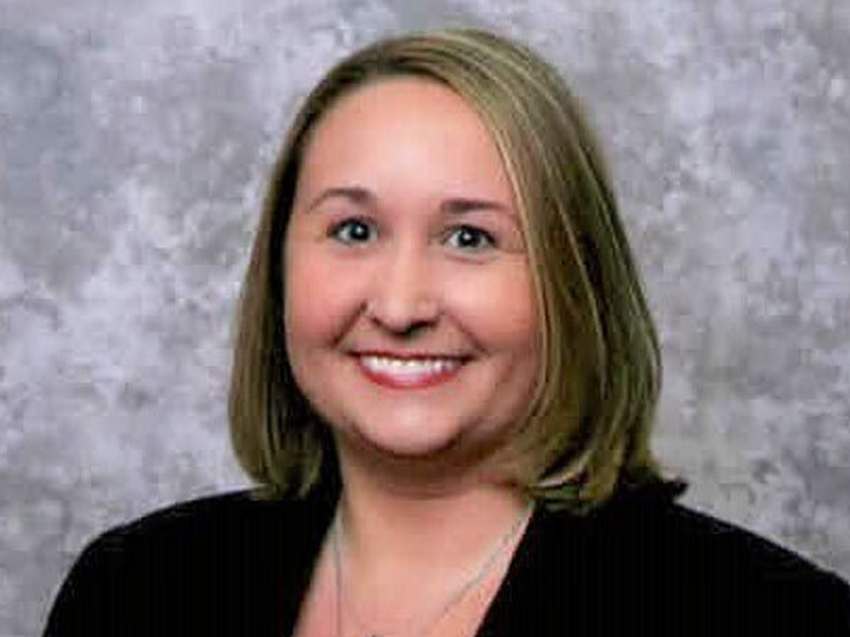 Dr. Melanie Newcomer